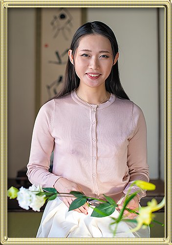『マニア倶楽部2026年7月号』巻頭グラビアで三池小春さんが着用した衣装+小道具+掲載誌セット